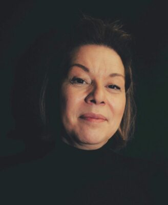 Gaby de Kruif  (lead/backing-vocal)